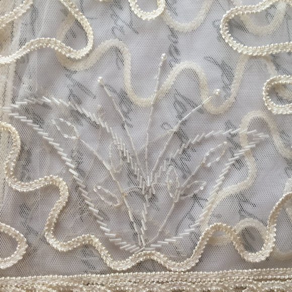 Ladies Lace Beaded Jacket Ivory L/XL Unique Int'l - Picture 4 of 14